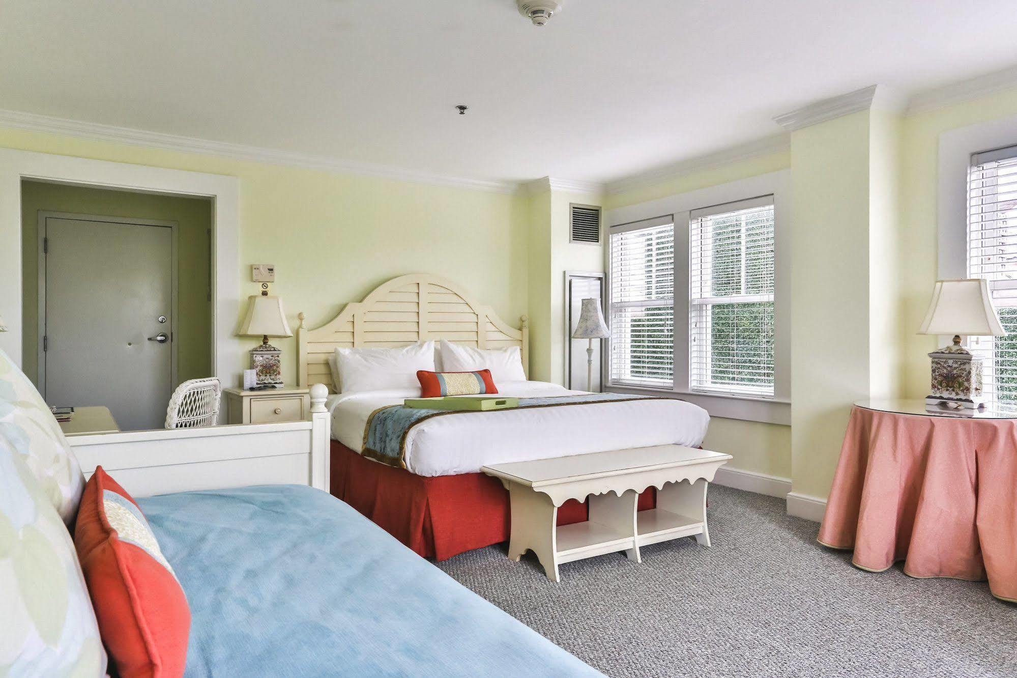 Mansion House Inn Vineyard Haven Exterior foto